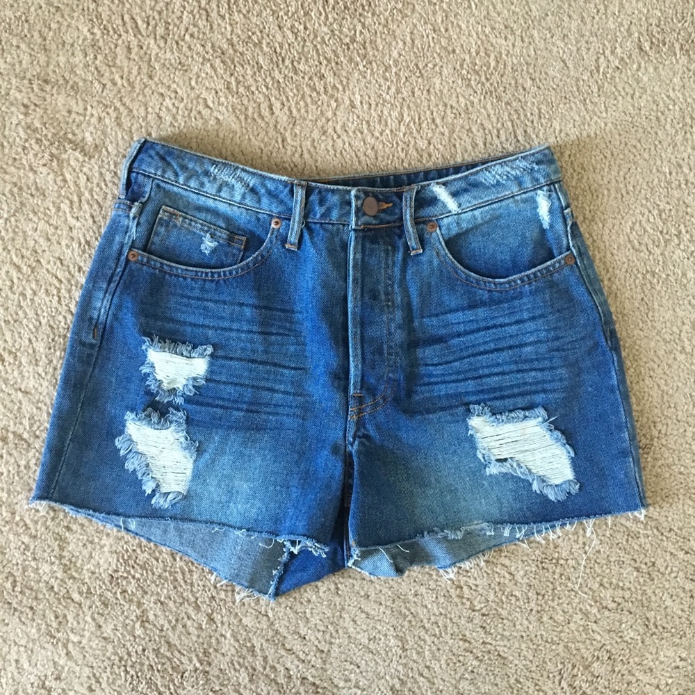 Women’s H&M shorts